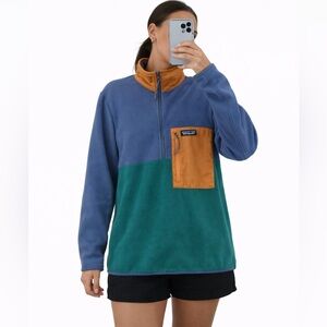 Patagonia Blue and Green Fleece Pullover